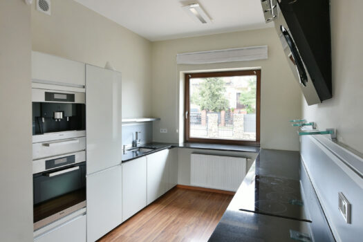 Luksusowy dom z basenem